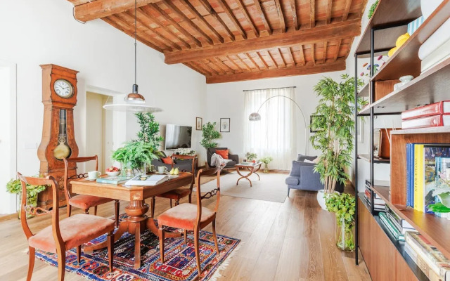 Lunav House in Lucca
