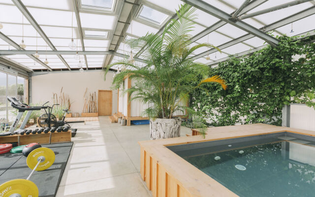 Santa Barbara Eco Beach Resort