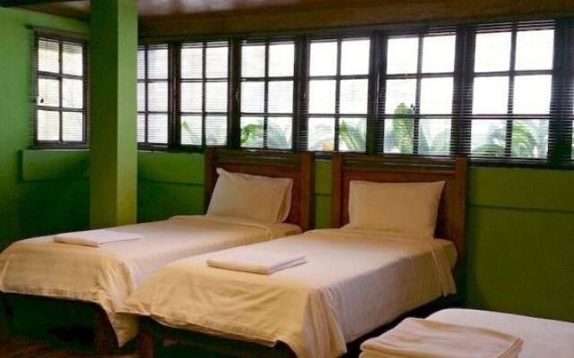 Rainforest Bed & Breakfast Hotel