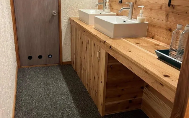Ringo Jam Madarao – Bathroom – Myoko