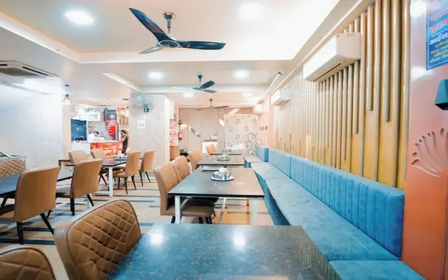 Hotel Sawamani and Restaurant