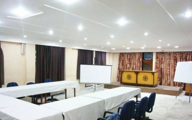Hotel East Palace
