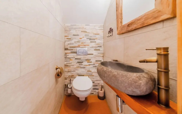 Castle View Haven With Wellness And Pool