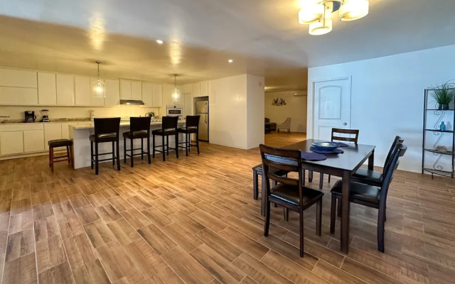 Spacious 3BR House Near Iconic Sandy Beach