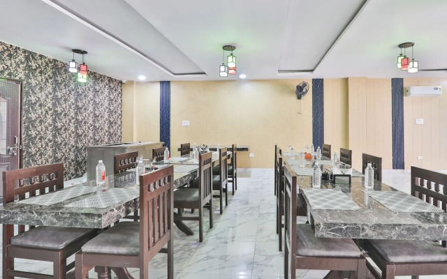 FabHotel Lucknow Inn