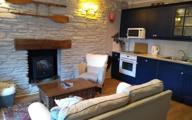 Lakeview Cottage
