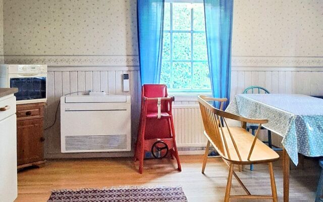 6 Person Holiday Home in Vara