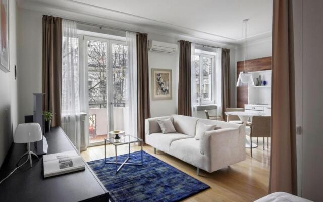 Design Central Studio Apartment with Balcony by Hostlovers