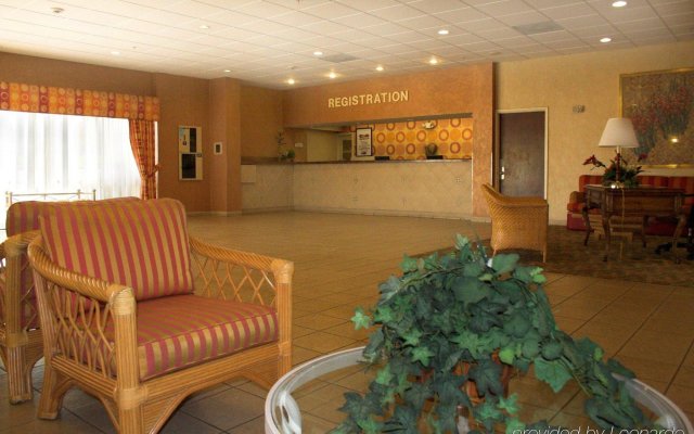 Sawgrass Inn & Conference Center