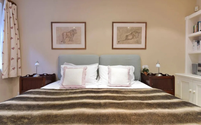 ALTIDO Peaceful 1 bed Flat off Sloane Square With Patio