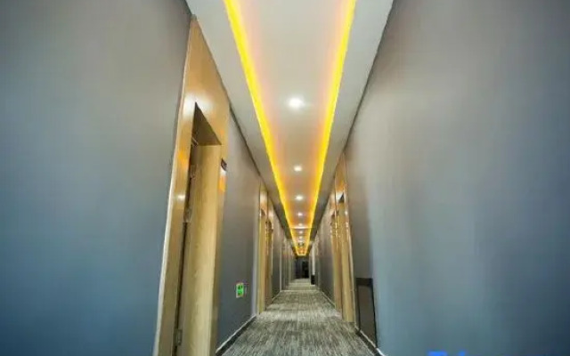 Yijia Business Hotel