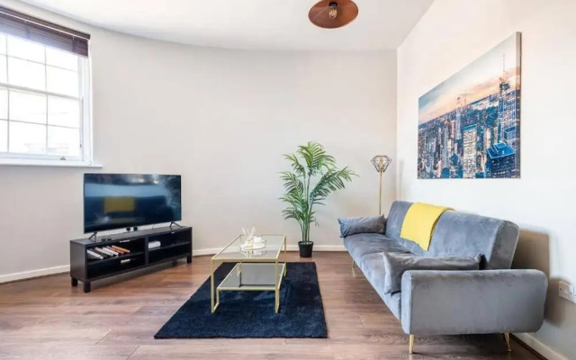 Sheffield Apt-sleeps 4-contractors & Families