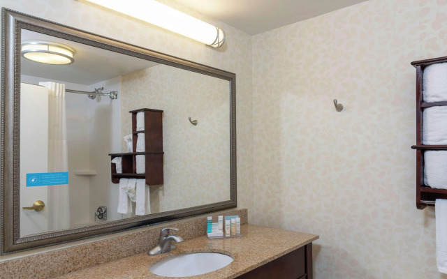 Hampton Inn Indianapolis Downtown Across from Circle Centre