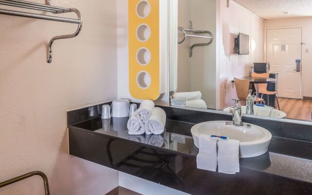 Motel 6 Mesquite, TX - Rodeo - Convention Ctr