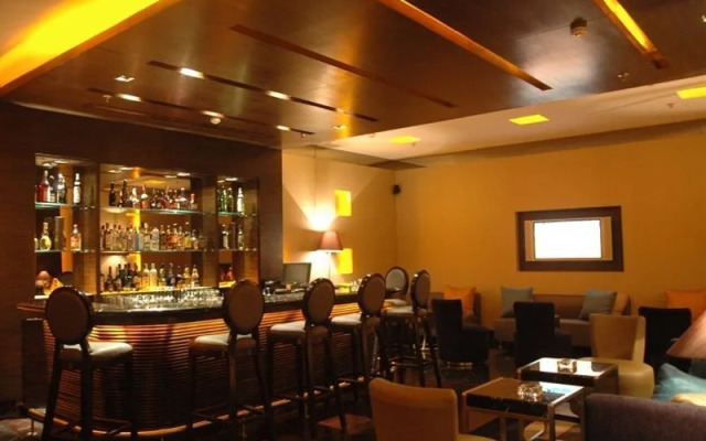 Edenpark New Delhi (Qutab Hotel)