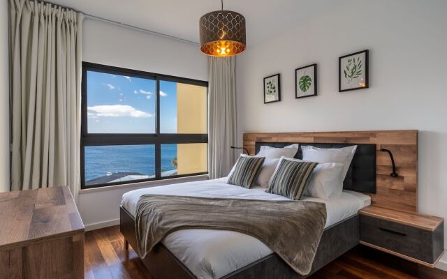 Centromar Bella Vista by Atlantic Holiday