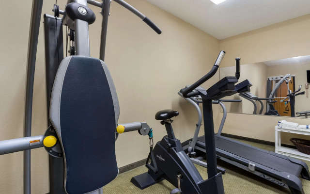 Quality Inn & Suites Pearl - Jackson