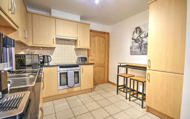 5 Argyle Place Dornoch