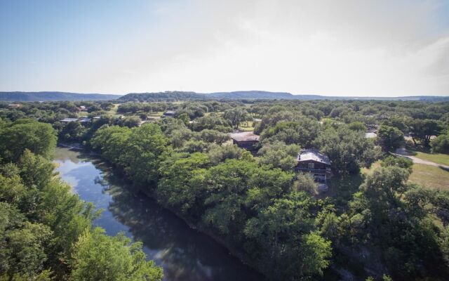 Ricks River Haus by RedAwning