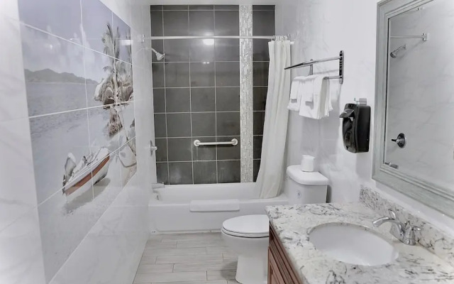 Norwalk Inn & Suites