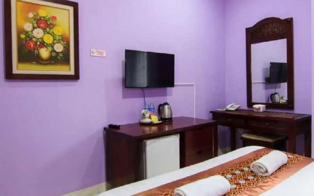 Hotel Signature Mandala Kencana