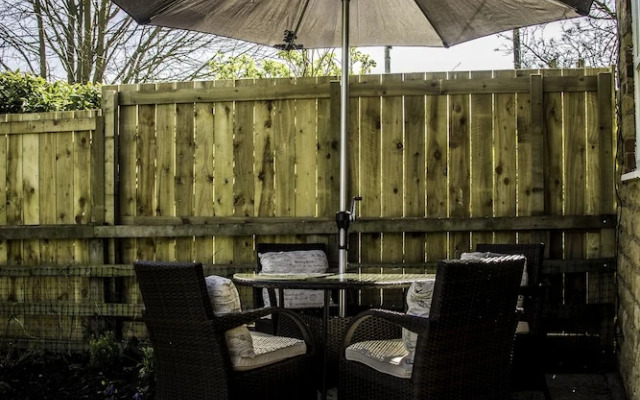 The Old Granary - Holiday Cottage