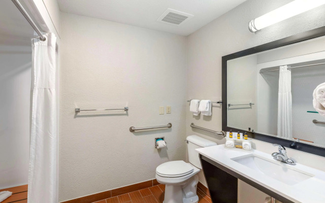 Best Western Plus Fairburn Atlanta Southwest