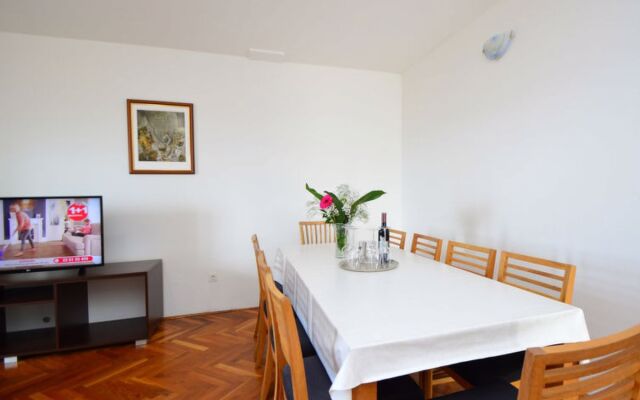 Apartment Rina Paros 17487