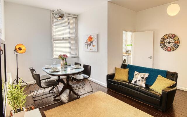 Ghar Homes - Bath City Centre Cosy Retreat