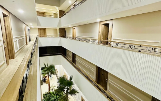 Stay'Inn - Anfa Flores