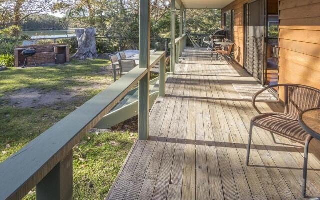 Centre Street 10 Lake Tabourie