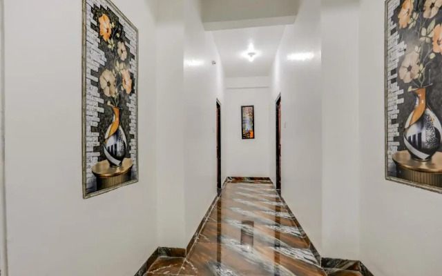 Hotel Arrowcity Inn by OYO Rooms