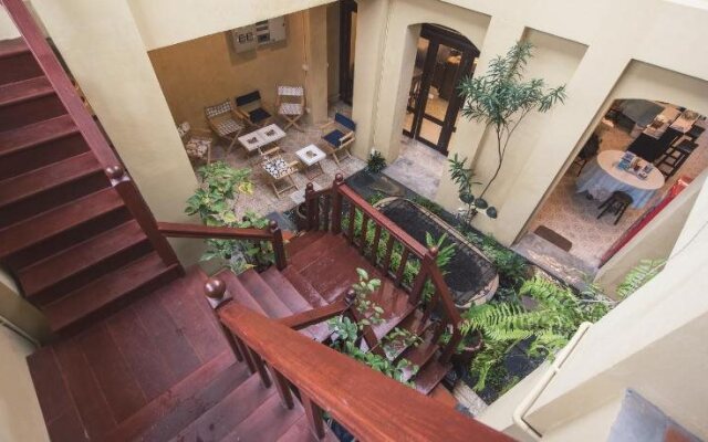 2 Rooms Boutique House