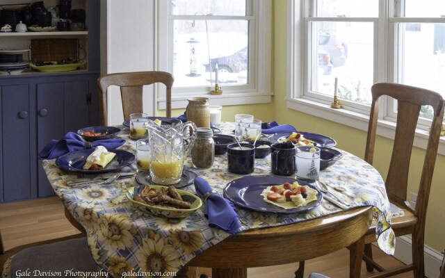 Clary Lake Bed and Breakfast