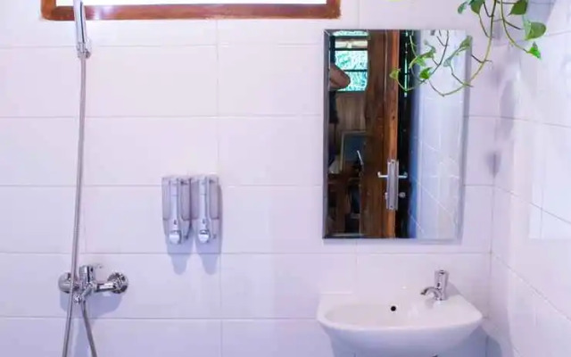 Log Home Villa Taman Wisata Bougenville