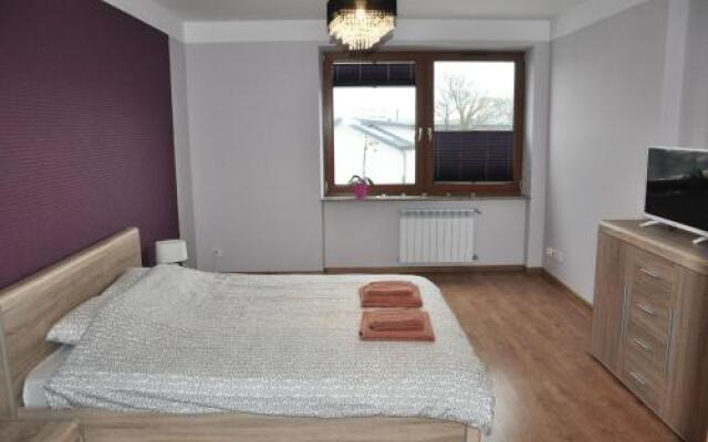 Konarskiego Apartments