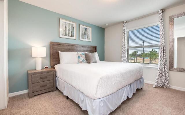 Private Pool Home w/ Spa, Game Room, BBQ & More!