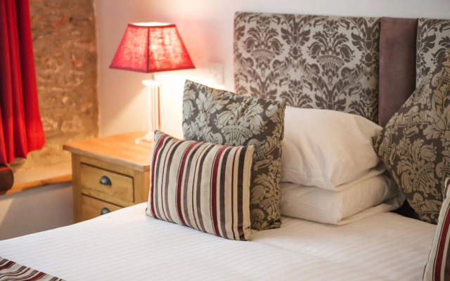Royal Seven Stars Hotel