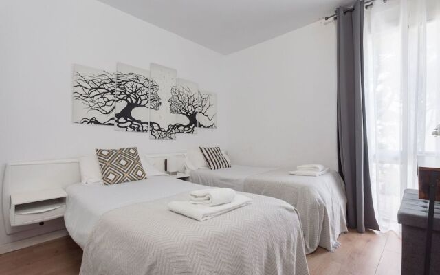 Sybaris Be my Guest Castelldefels