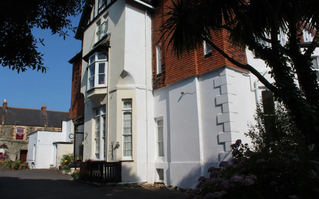 The Darnley Hotel