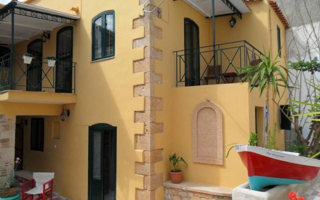The Boatyard Luxury Studio Aegina Town