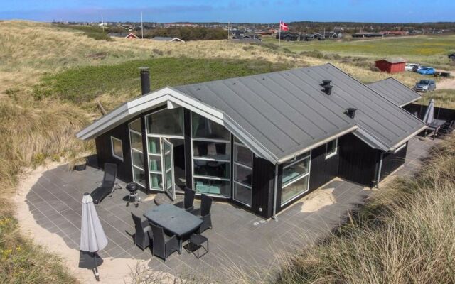 "Marno" - 25m from the sea in NW Jutland