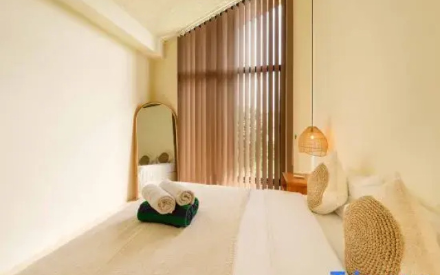 Modern 2BR Oasis with Pool in Balangan