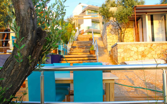 Отель Kalkan Beach Park