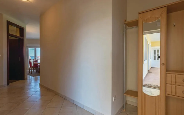 Beautiful Home in Zadar With Wifi and 2 Bedrooms