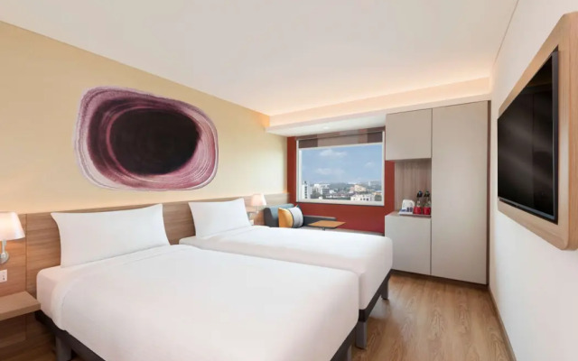 Ibis Mumbai Bkc