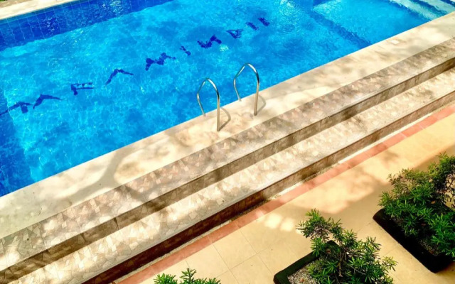 The Henry Resort Taramindu Laiya