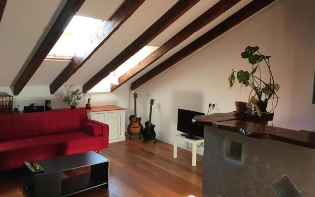 Bright And Cosy 50 M In The Heart Of Nice