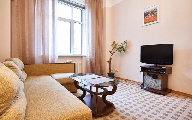 Апартаменты Home-Hotel, ул. Крещатик, 27