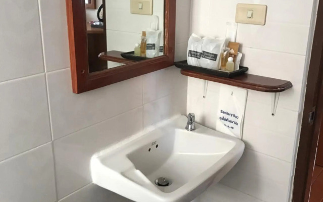 Tongmee Guest House